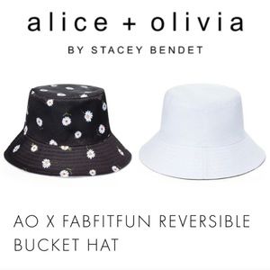 Alice + Olivia reversible bucket hat